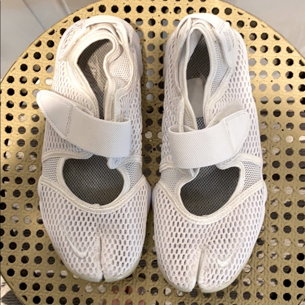 Nike air rift